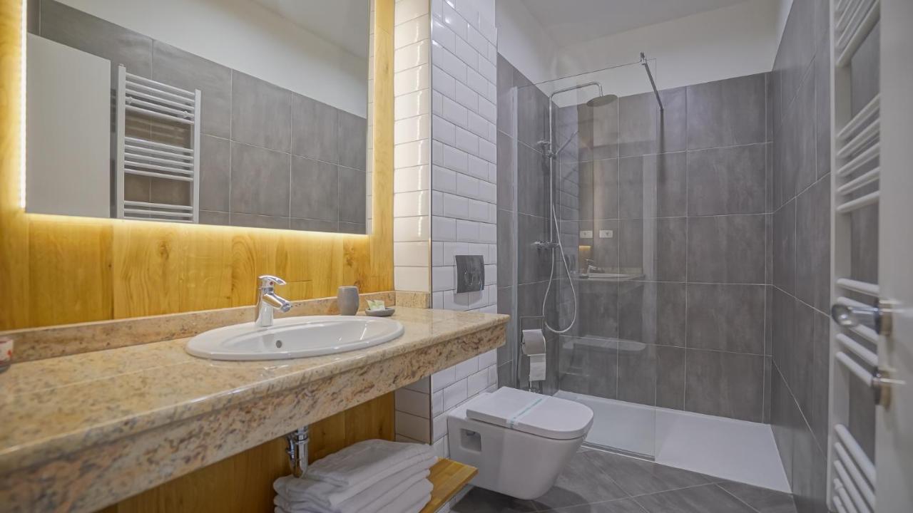 Zoom Rooms Μπρασόβ Εξωτερικό φωτογραφία